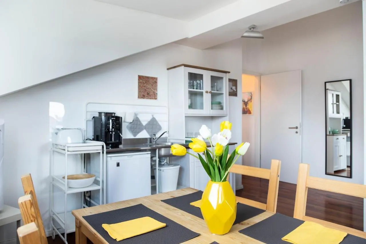 Urban Rooftop Apartment - Berlin Mitte +A/C