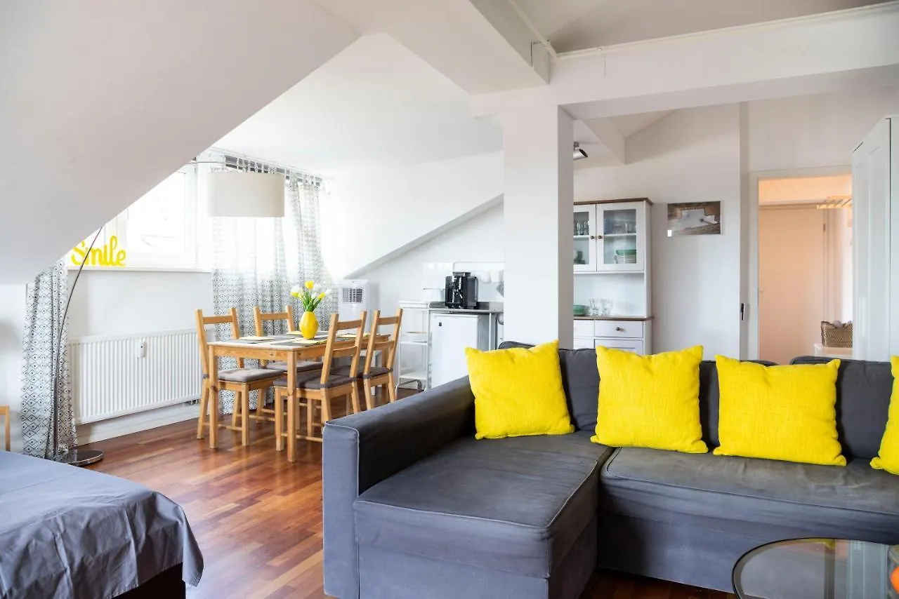 Urban Rooftop Apartment - Berlin Mitte +A/C 0*,
