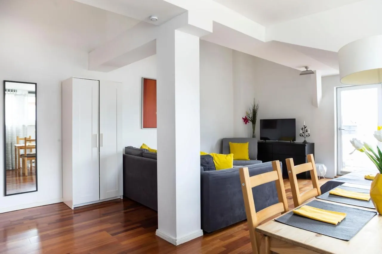 Urban Rooftop Apartment - Berlin Mitte +A/C 0*,  Germany