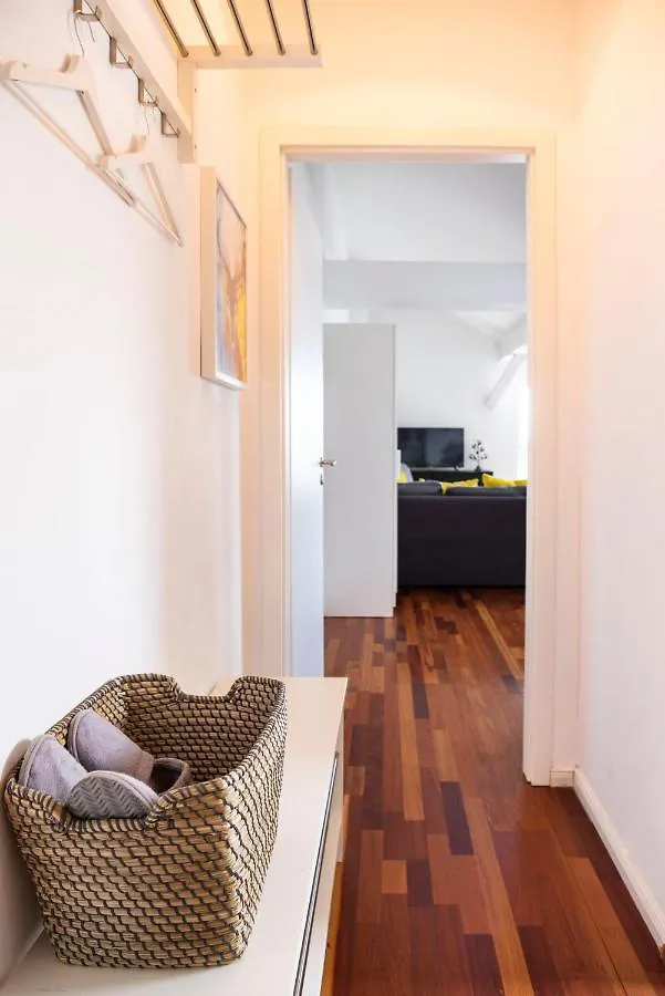 Urban Rooftop Apartment - Berlin Mitte +A/C